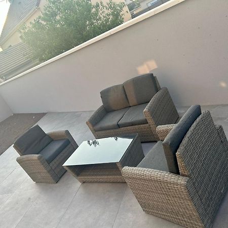 Bella Vista, Parking Gratuit, 5 Min Auxerre Daire Monéteau Dış mekan fotoğraf